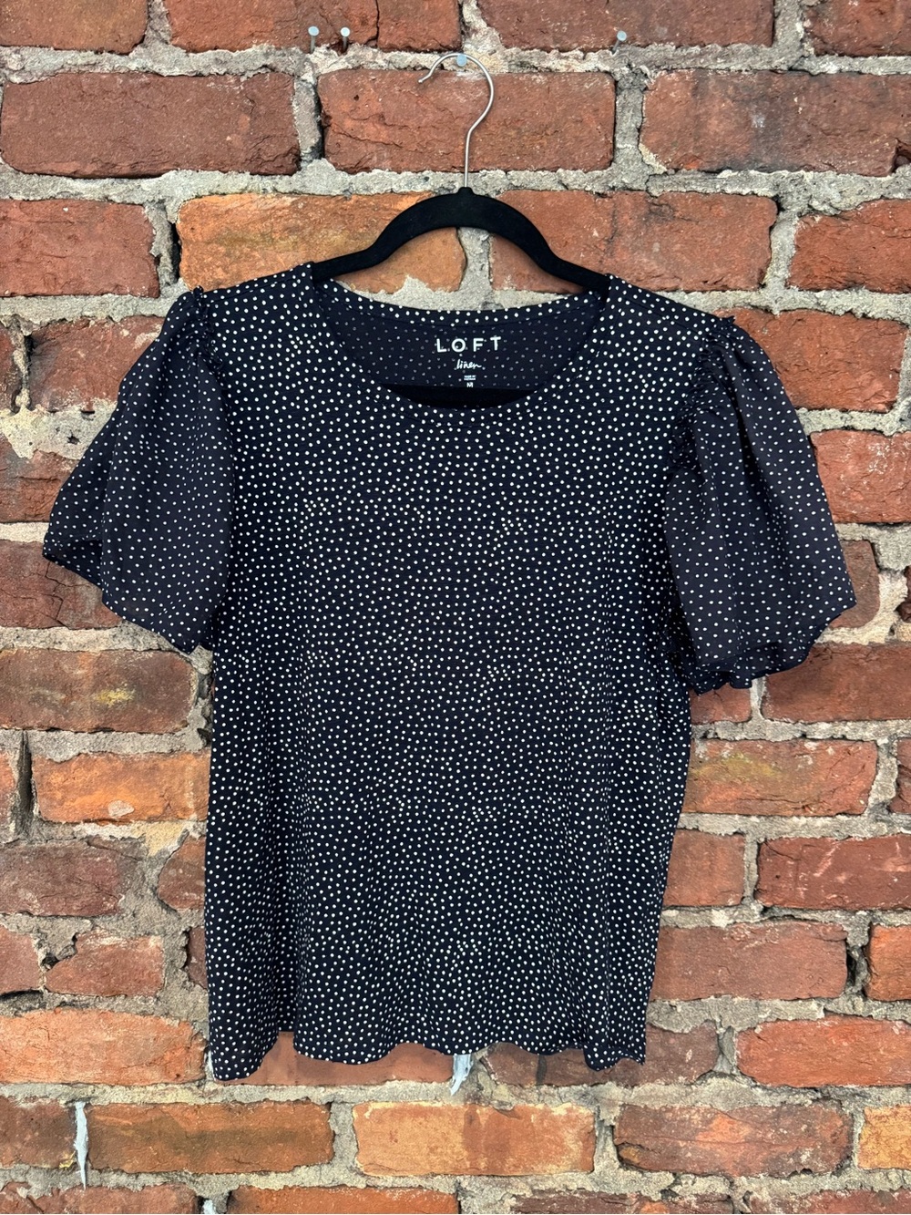 LOFT Women’s Navy and White Polka Dot Puff Sleeve Blouse (100% Linen)